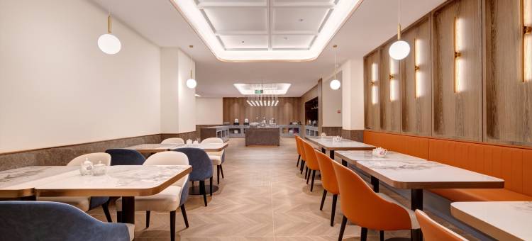 兰欧酒店(阳泉北山公园滨河新天地商业广场店)图片