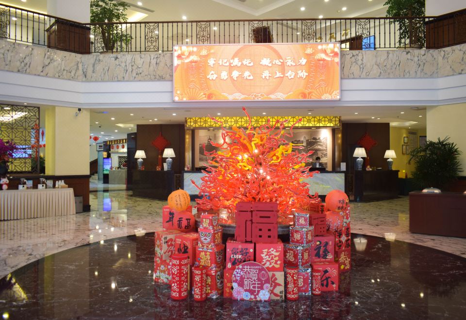 Fujian West Lake Hotel Hotel Overview