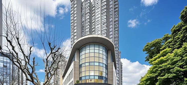 艺龙安云酒店(上海大宁国际延长路地铁站店)图片