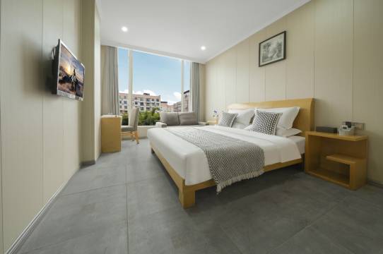 金堂君怡酒店(万达广场店)