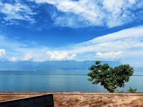 初色.SeaView望海Cafe小院(洱海双廊店)图片