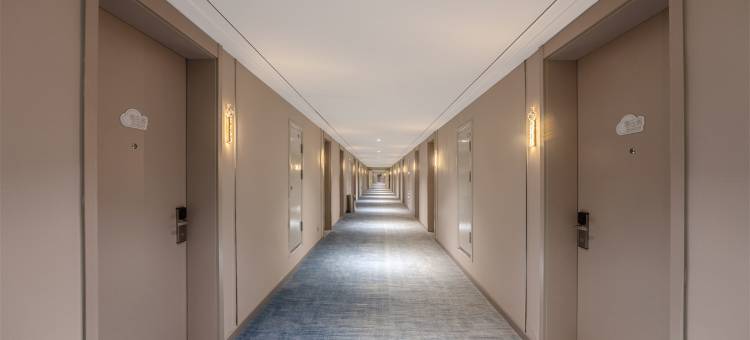 白玉兰酒店(华阴华山景区店)图片