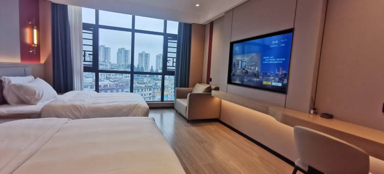 晴隆龙庭智享酒店图片