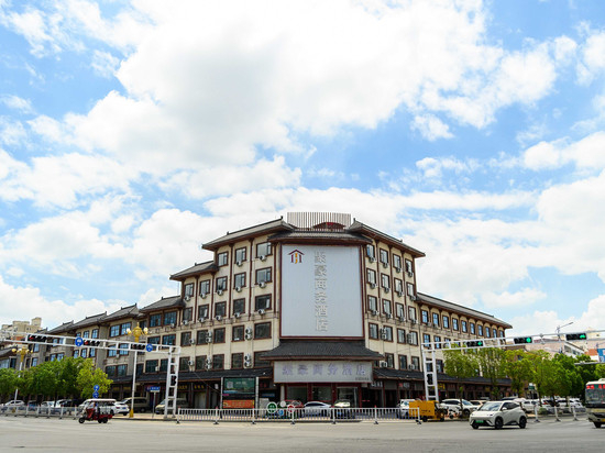聚豪商务酒店(汝南汽车站店)