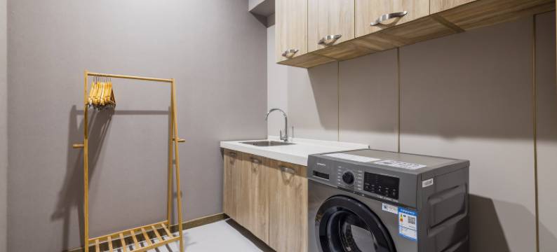 乐·爱电竞电影酒店(爱琴海购物广场店)图片