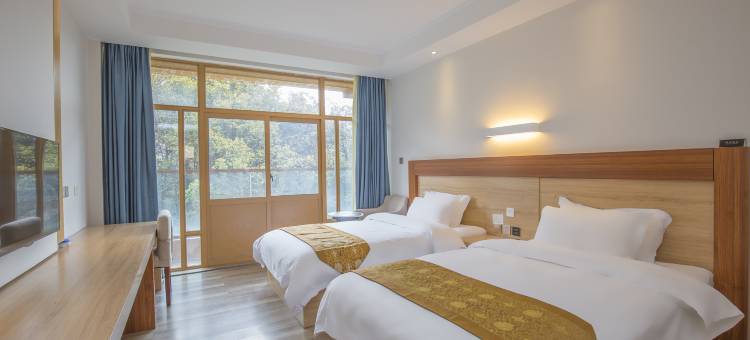 喜玛拉雅·巴松措度假酒店图片