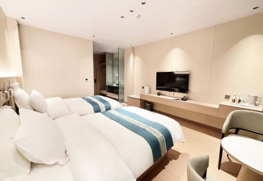 Huifeng Hotel (Zhumeng Town) Hotel Overview