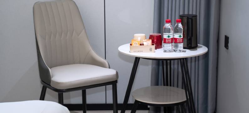 华侨智能酒店(全南站前路店)图片