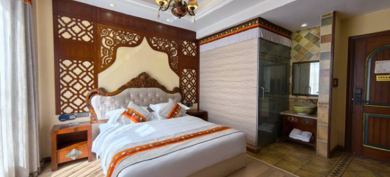 其米格·精品酒店(道孚鲜水镇店)图片