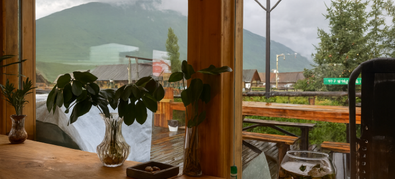 禾木双穗禾·360°环山Slowly·原木风私享美宿(落日篝火晚会店)图片