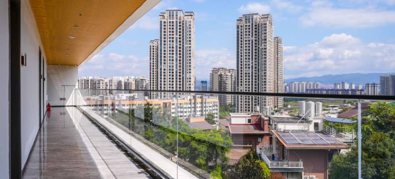 弥勒半山见湖温泉民宿(湖泉生态园店)图片