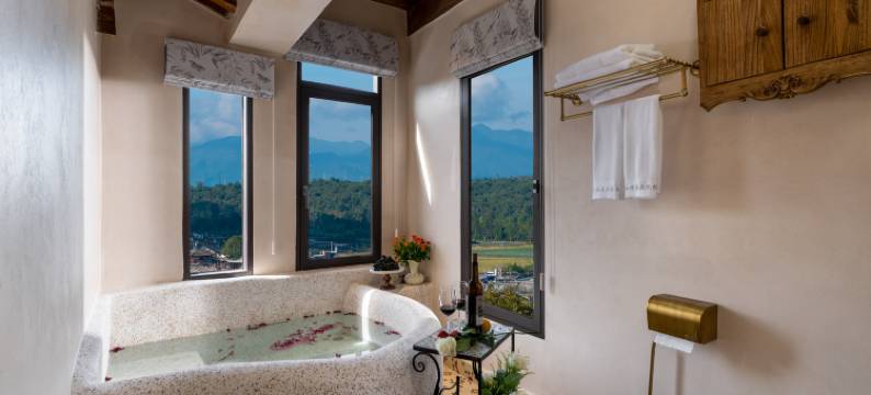 巷头记忆•民国风|酒咖360°火山花园法式温泉美宿(和顺古镇店)图片