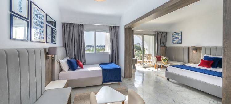 马哈巴海滩酒店(Marhaba Beach)图片