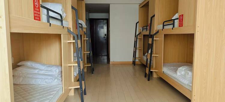 有一居青年公寓(云锦路地铁站店)图片