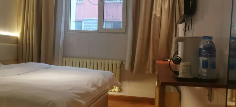 轻住·青逸优选酒店(呼和浩特农业大学店)图片