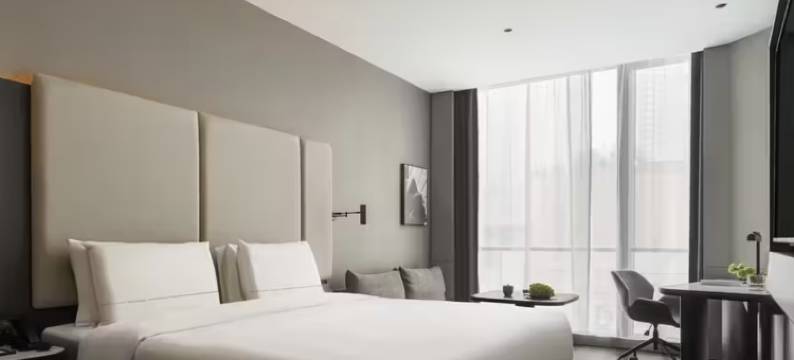 珠海金湾华发商都航空新城亚朵酒店图片