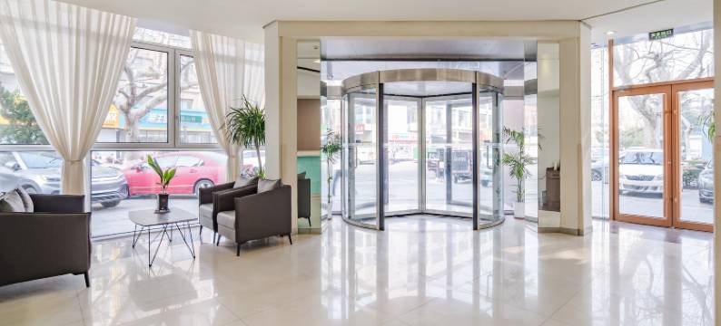 青岛香江云居酒店(香江路地铁站店)图片