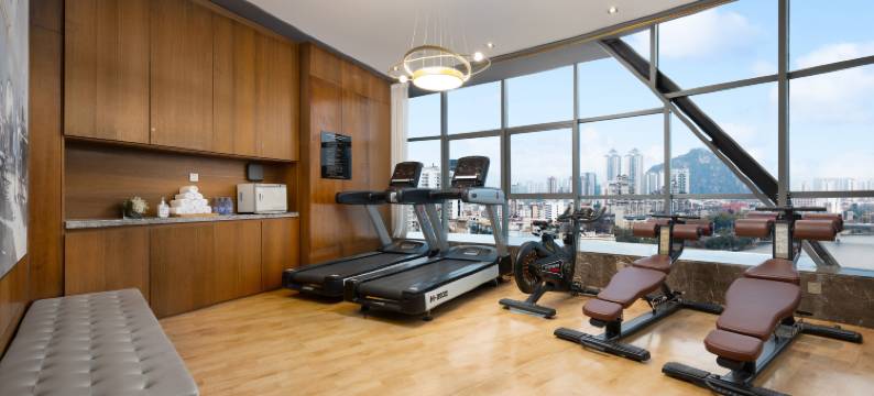 ECHENG丨怡程酒店(柳州五星步行商业街银泰城店)图片