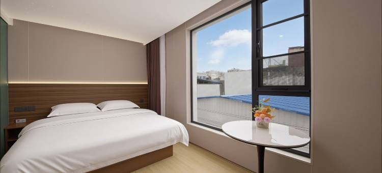 米可酒店(开封万岁山大宋武侠城清明上河园店)图片