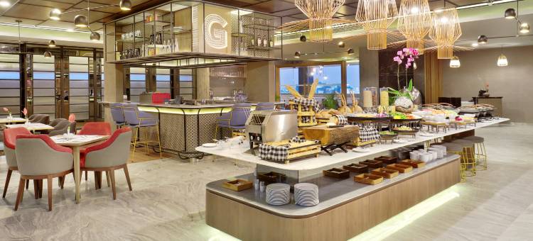 日惹市马里奥波罗诺富特全套房酒店(Novotel Suites Yogyakarta Malioboro)图片