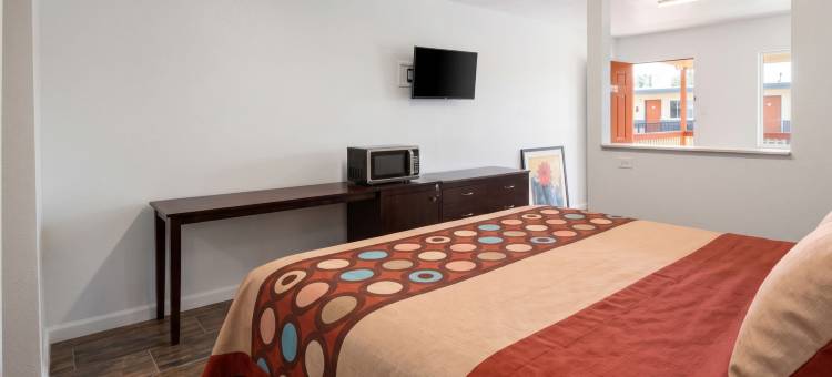 加兰旅馆及套房，靠近达拉斯德克萨斯州(Garland Inn & Suites near Dallas TX)图片