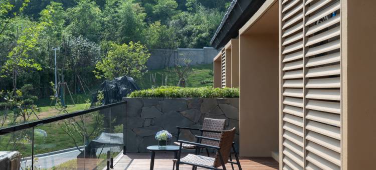花筑·鸣野秋庐度假民宿(庐山风景区北门换乘中心店)图片
