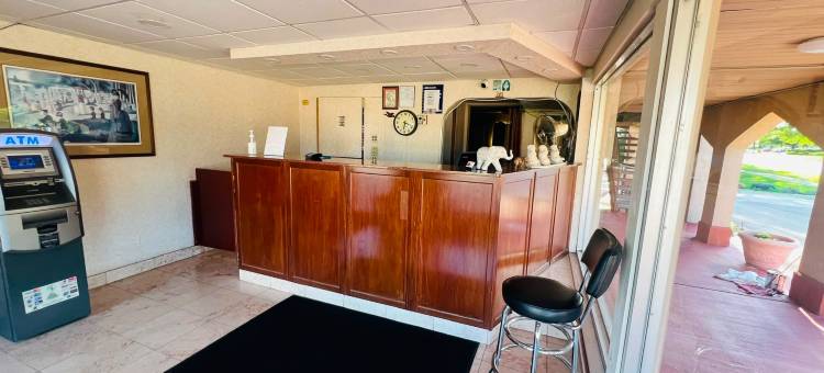 巴灵顿绍姆堡I 90酒店(Barrington Hotel Schaumberg Near I 90)图片