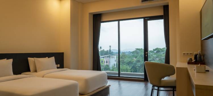 苏加武眉佩尔玛塔希贾乌酒店(Grand Permata Hijau Hotel)图片