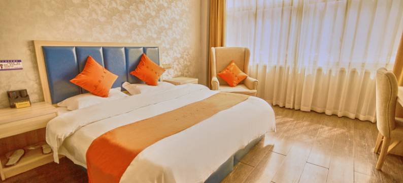 波密云泊大酒店图片