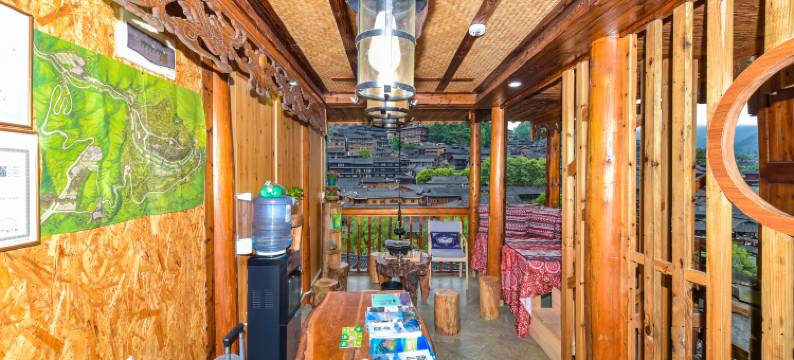 西江千户苗寨千寻山宿图片