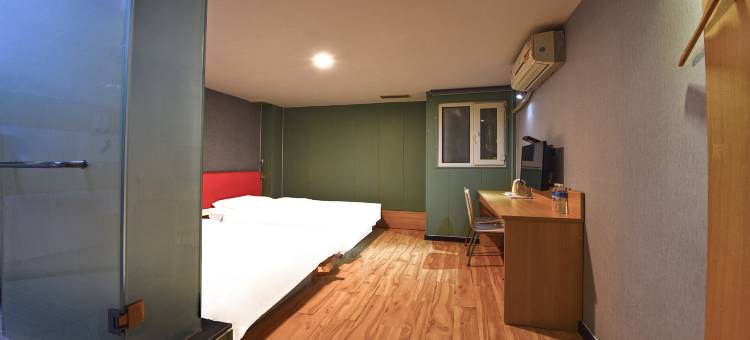 如家华驿酒店(烟台火车站万达广场店)图片