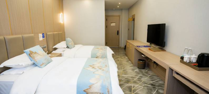 普安豪尊民族风情酒店图片