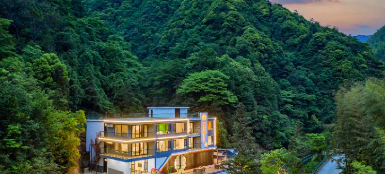 泾宿·木兮•夏日露营风溯溪亲子度假避暑氧宿图片