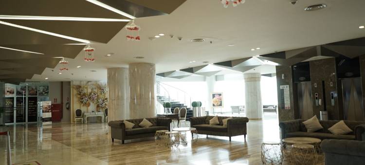 三宝垄 MG 塞托斯酒店(MG Setos Hotel Semarang)图片