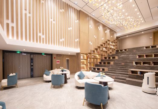 阁雅轻途酒店（环球中心锦城湖地铁站店）外景图