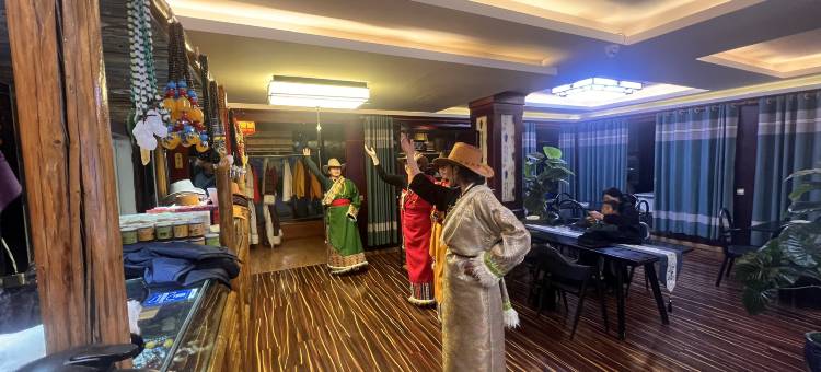 若尔盖夏尔吧大酒店图片