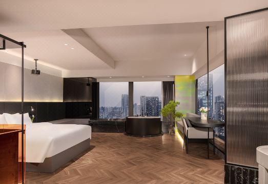 CHIC Suli High Altitude Hotel (Chengdu Chunxi Road Branch) Hotel Overview