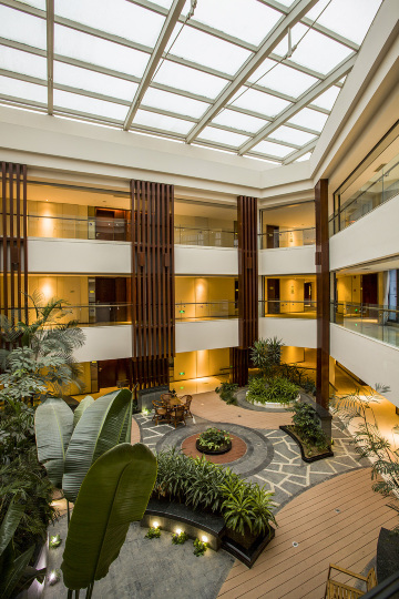 Grand Skylight Hotel Hotel Overview