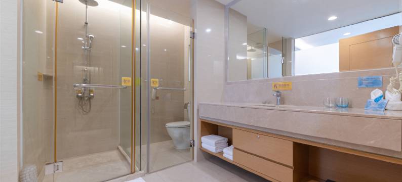 深圳宝立方国际酒店(流塘地铁站店)图片