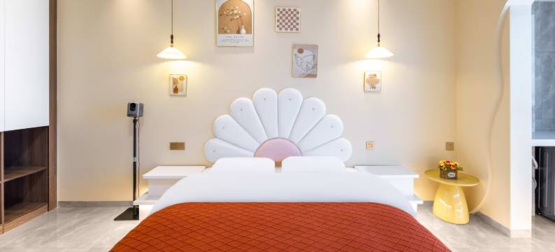 西双版纳景洪微澜江景美宿(告庄星光夜市店)图片