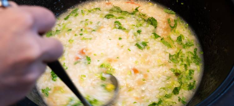 深圳罗湖口岸万象城亚朵酒店图片