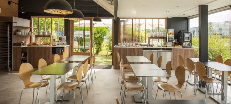 波尔多机场原生酒店(The Originals Access, Hôtel Bordeaux Aéroport)图片