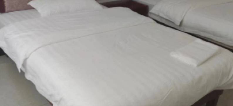 天堂寨冰封农家乐图片