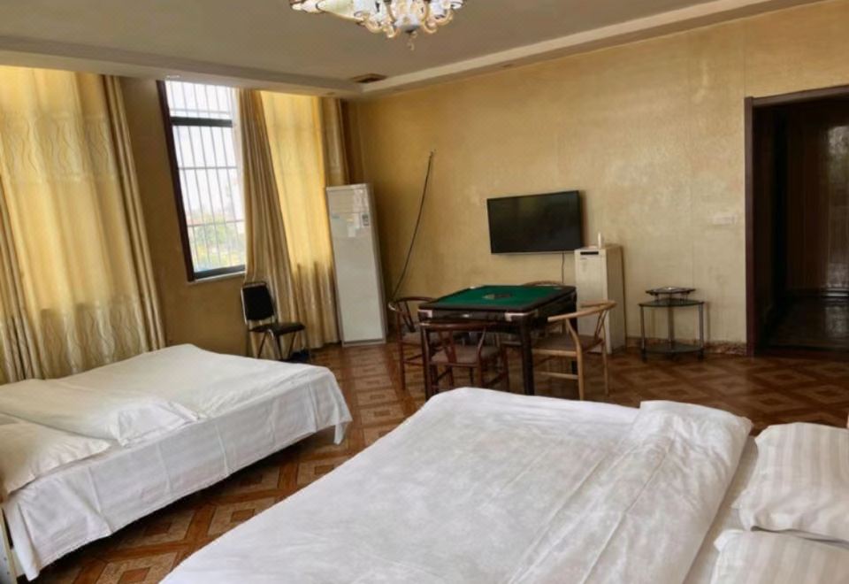 Xiaogan Yuiyi Idyllic Resort Hotel Overview