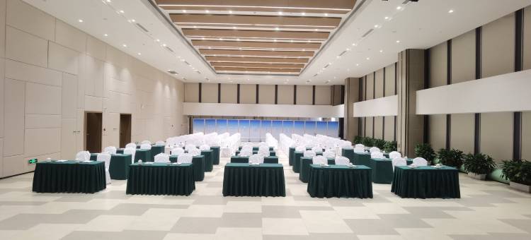 丽呈朗誉酒店(广州白云机场中山大学孙逸仙纪念医院花都院区店)图片