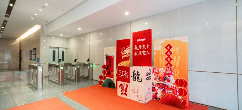 云筑智能影音酒店(大连东港威尼斯水城港东五街店)图片