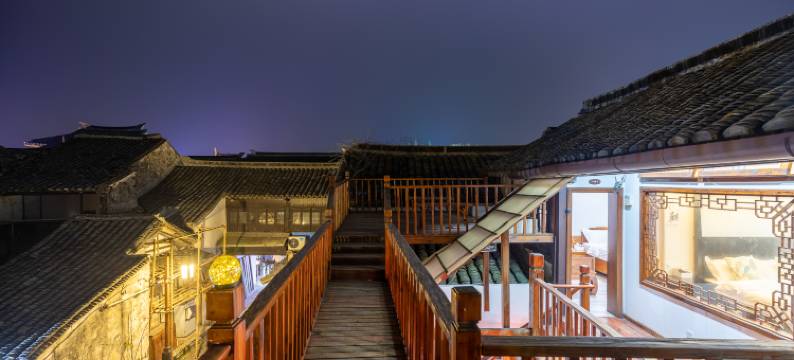 周庄独韵雨巷临河观景民宿图片