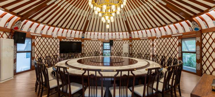 东莞湖畔酒店(南城街道UCC寰宇汇金中心店)图片