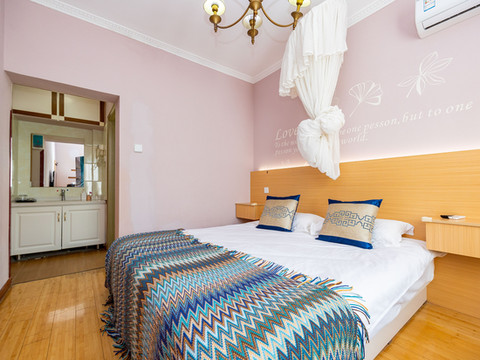 海之情海景美墅(青岛五四广场奥帆中心店)