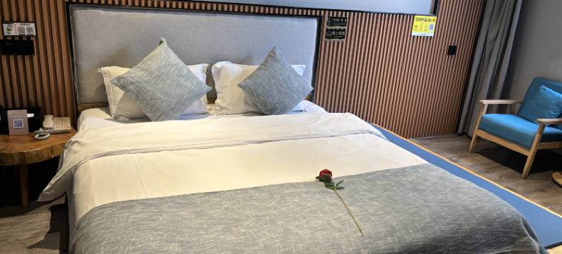 黄石拾忆美宿影院酒店(黄石北站店)图片